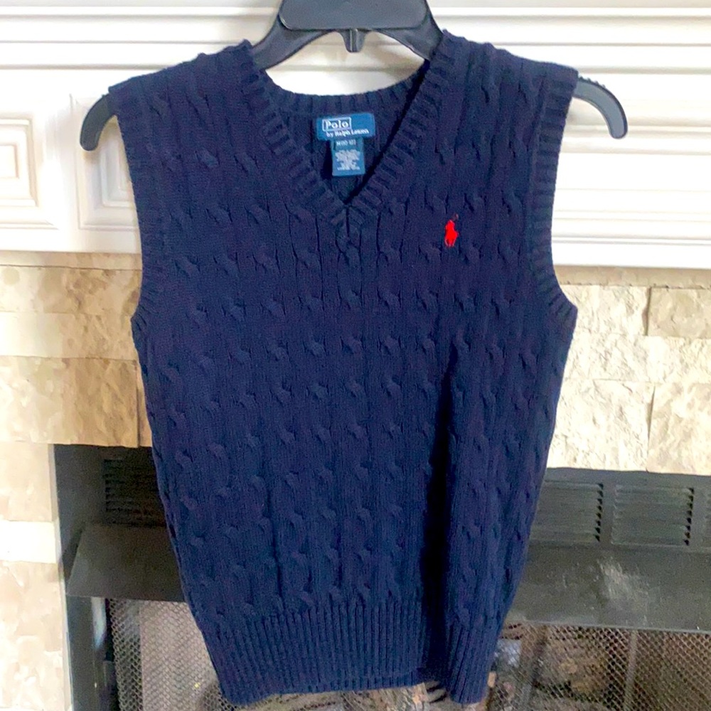 Sweater vest